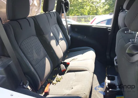 2021 Jeep Wrangler Islander 4X4 из США, поврежденный, VIN 1C4GJXAN9MW558334